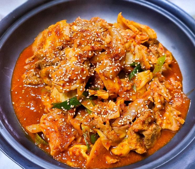 How to make jeyuk-bokkeum. healthy K-Food recipe 16 - 초이칸 블로그